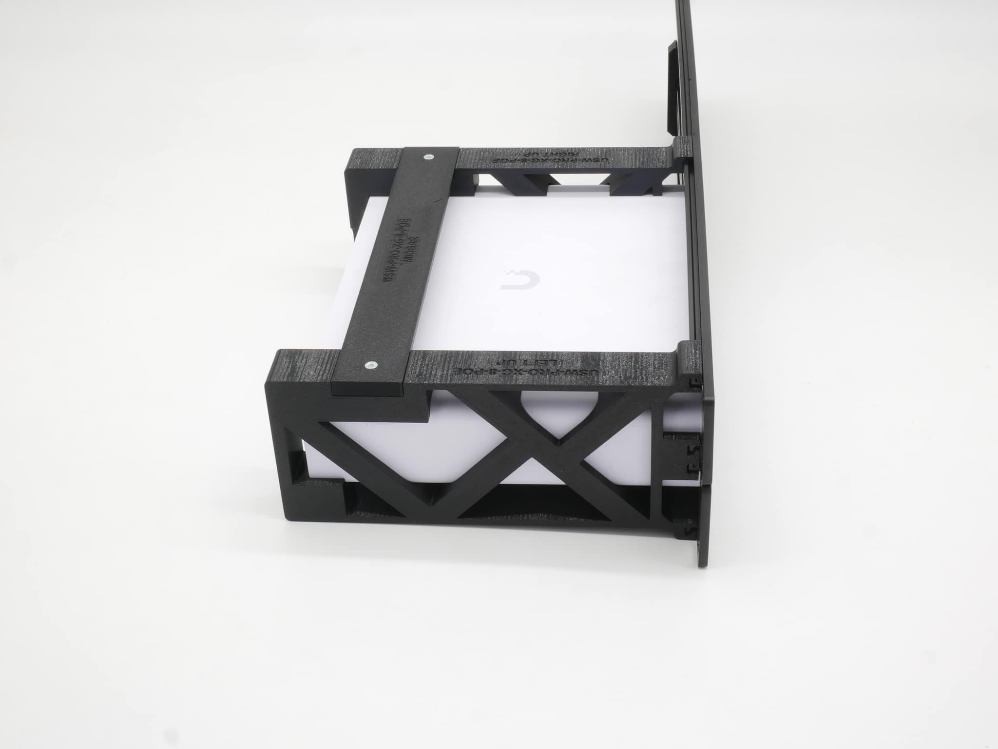 Rack mount for UniFi USW Pro-XG-8-PoE 19inch 2U - Image 2